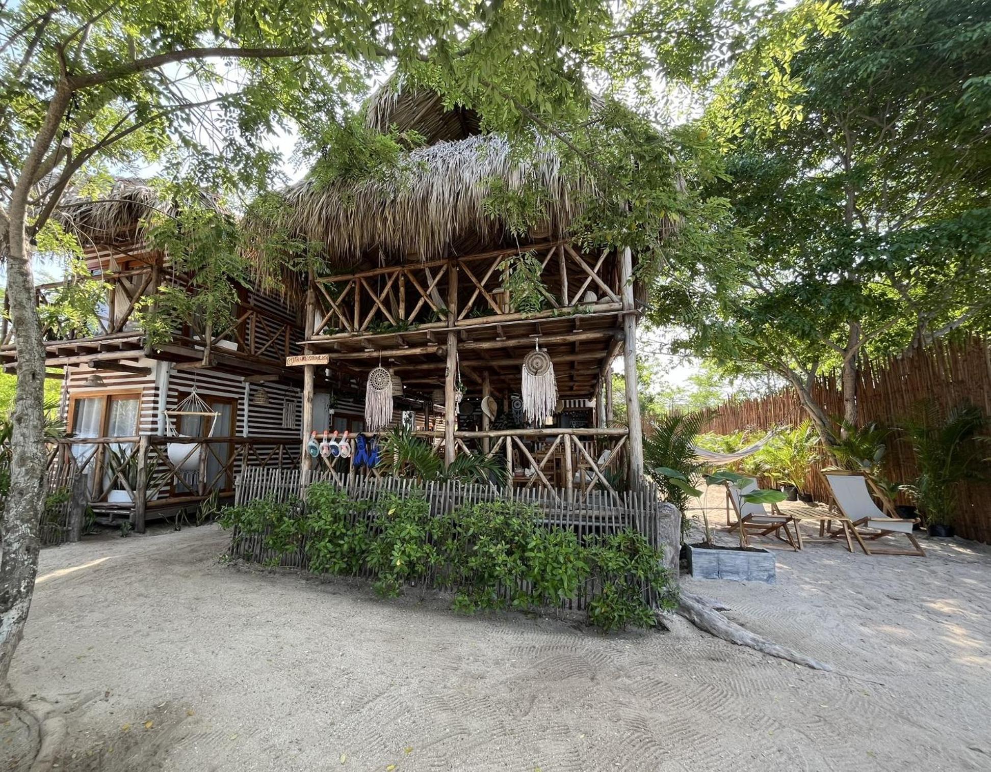 Thani Ecobeach Baru プラヤ・ブランカ エクステリア 写真